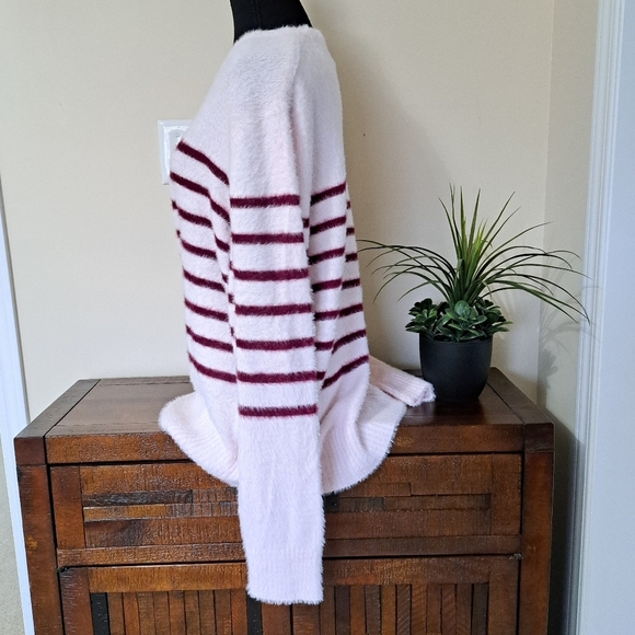 Bleu Gray Eyelash Sweater Women's XL Pink Striped Cozy Crewneck Top - Picture 13 of 14